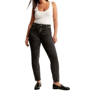 Abercrombie and Fitch The Mom Highrise Black Jean 32/14